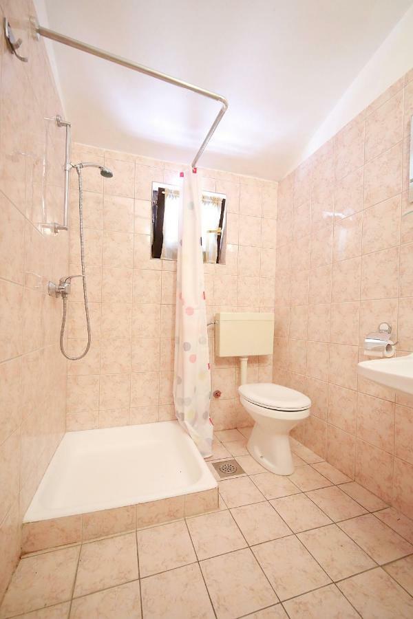 Apartment Marica Spadina Tisno Exterior photo